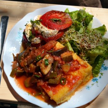 yoga-energie-duras-sejour-repas-1024